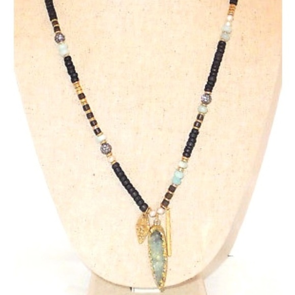 Stella & Dot | RARE Retired Artisan Druzy & Hand-beaded Pendant Necklace - Picture 6 of 9